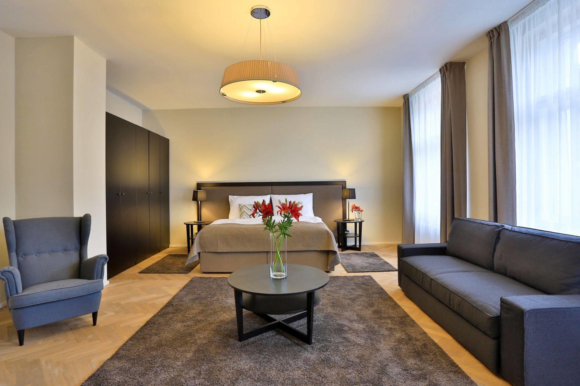 Aparthotel & Prague